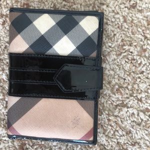 Burberry wallet